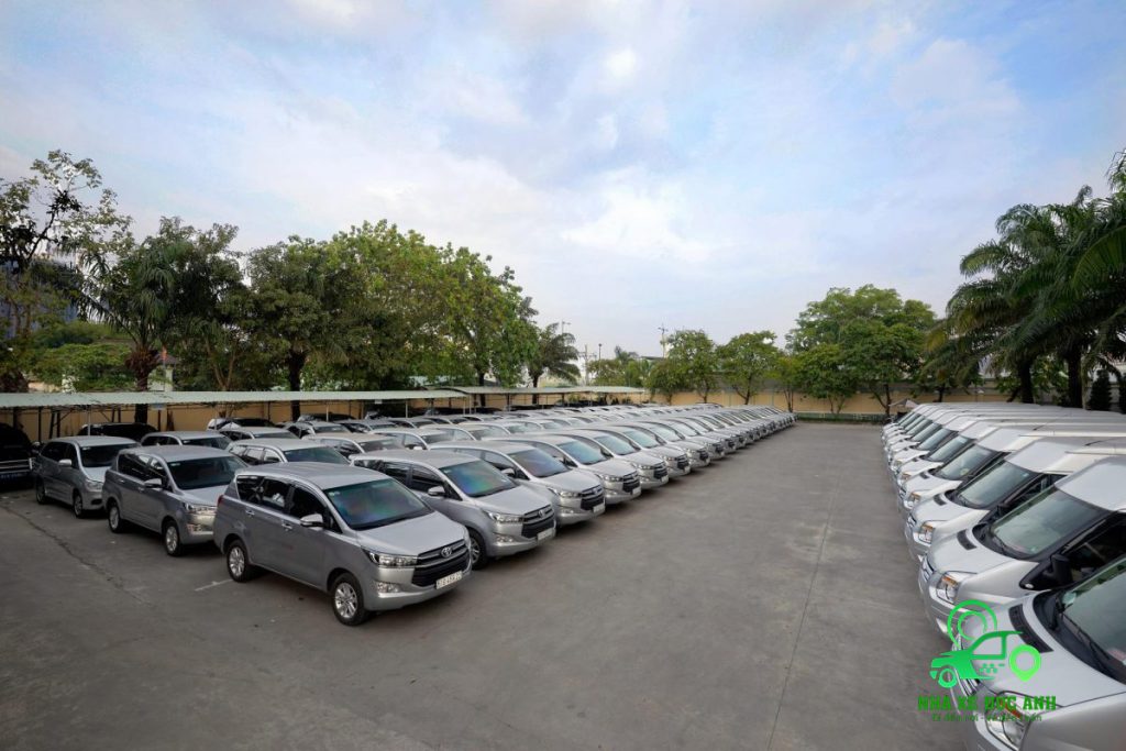 dat-xe-taxi-tu-ha-noi-di-hoa-binh-17239