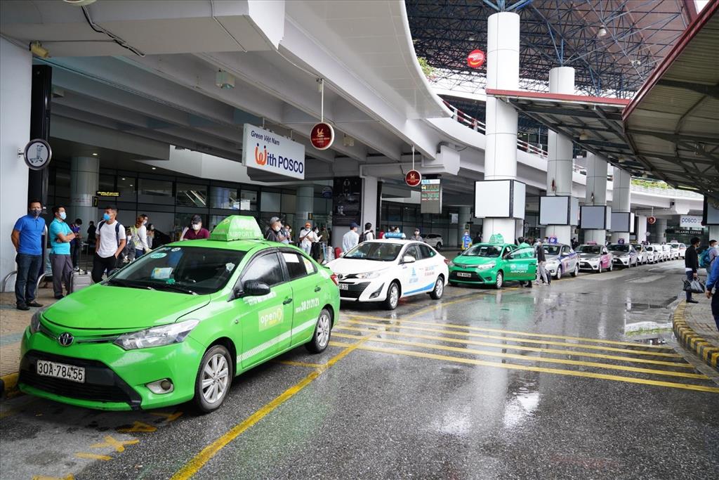 taxi-tu-cau-giay-san-bay-noi-bai